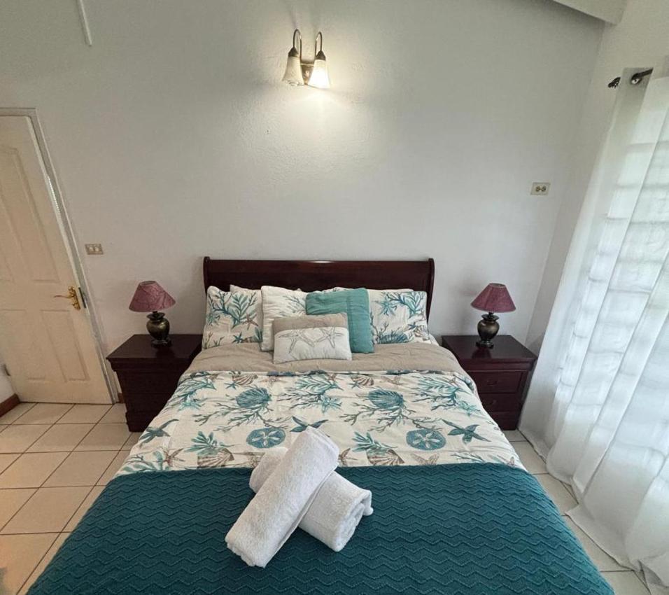 Halcyon Heights Condominium Dickenson Bay Dış mekan fotoğraf